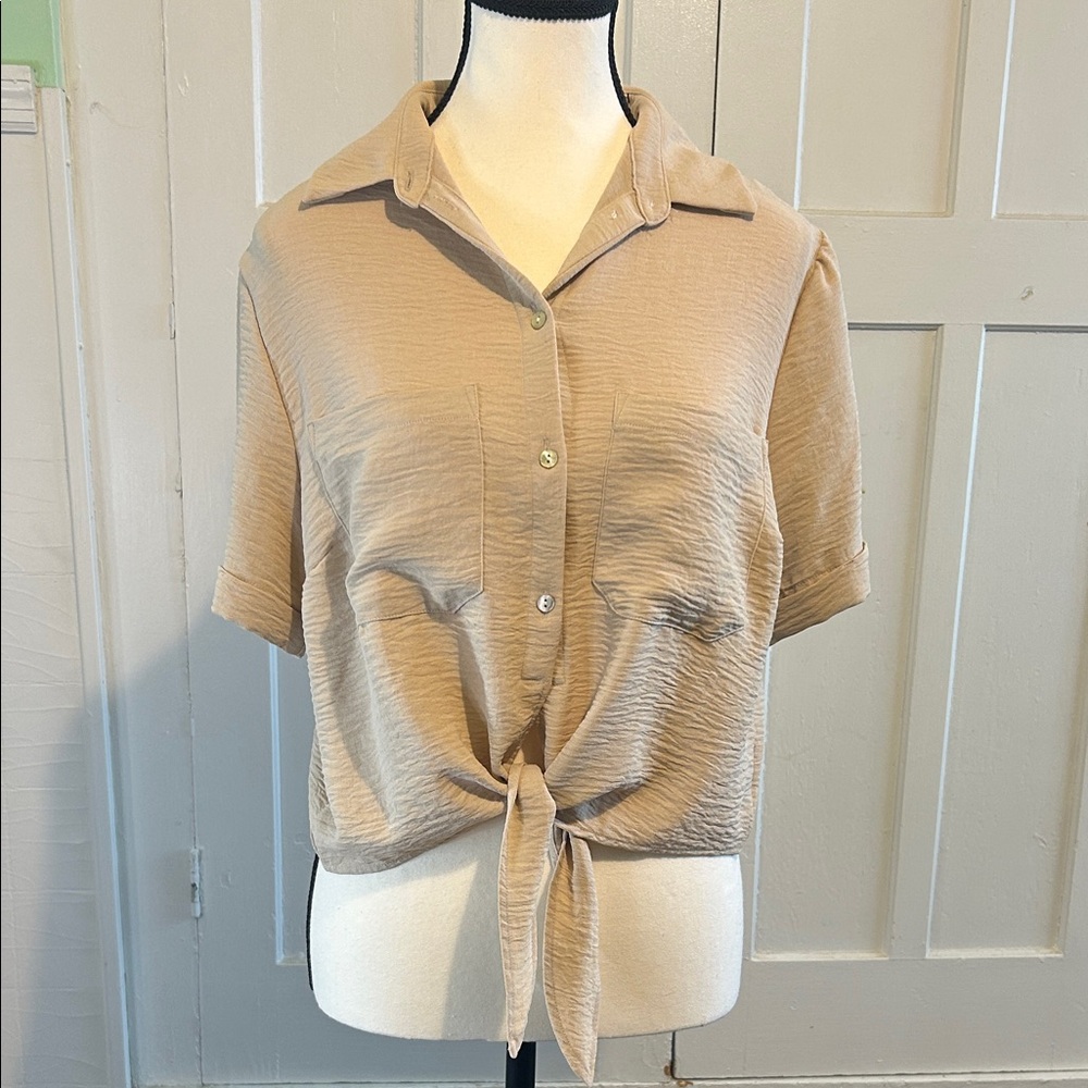 Elegant Beige Button-Down Women's Shirt